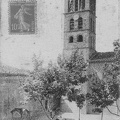 Villemoustaussou - Place de l'église et clocher
